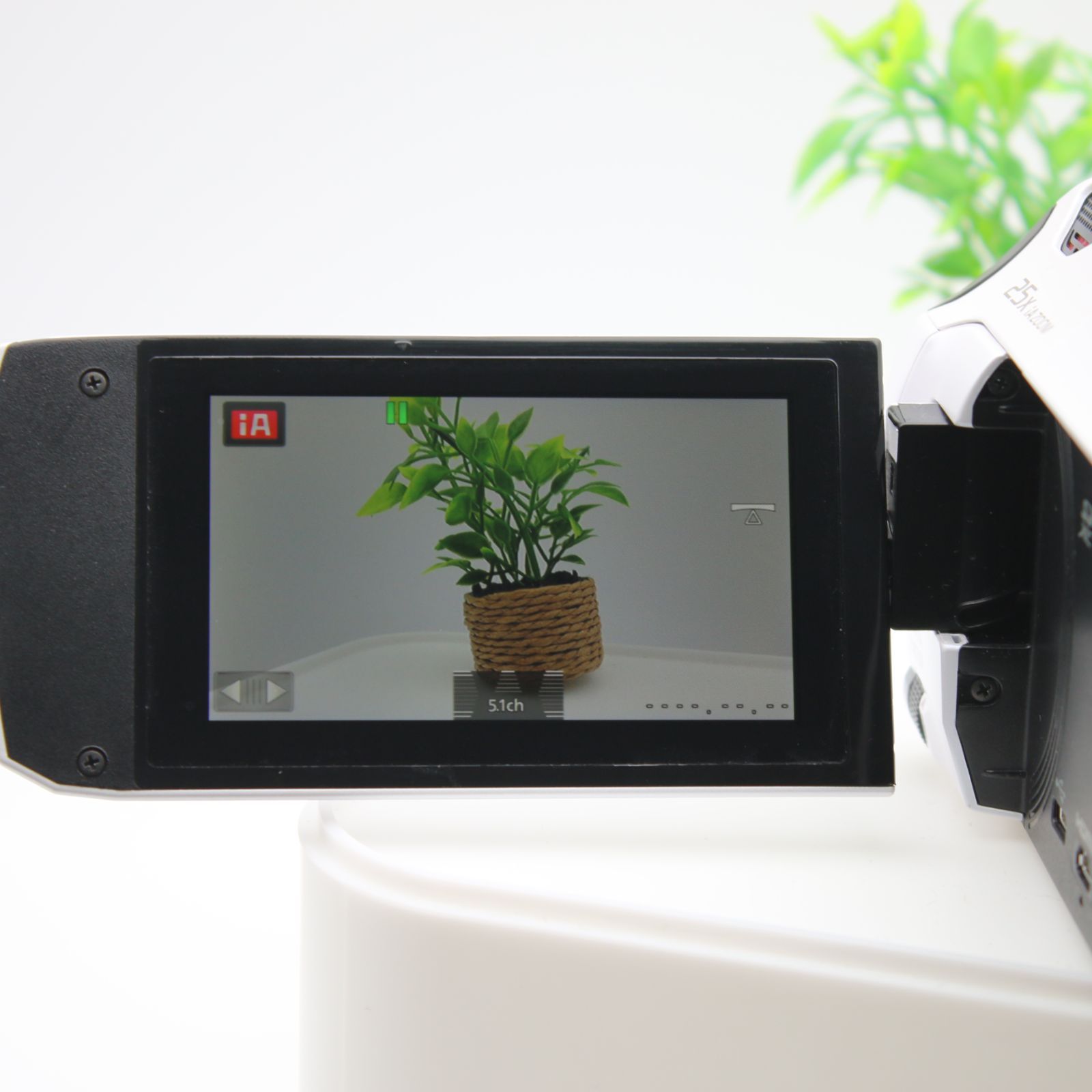 極上品】 Panasonic HC-VX985M ホワイト 64GB あとから補正 4K ビデオ