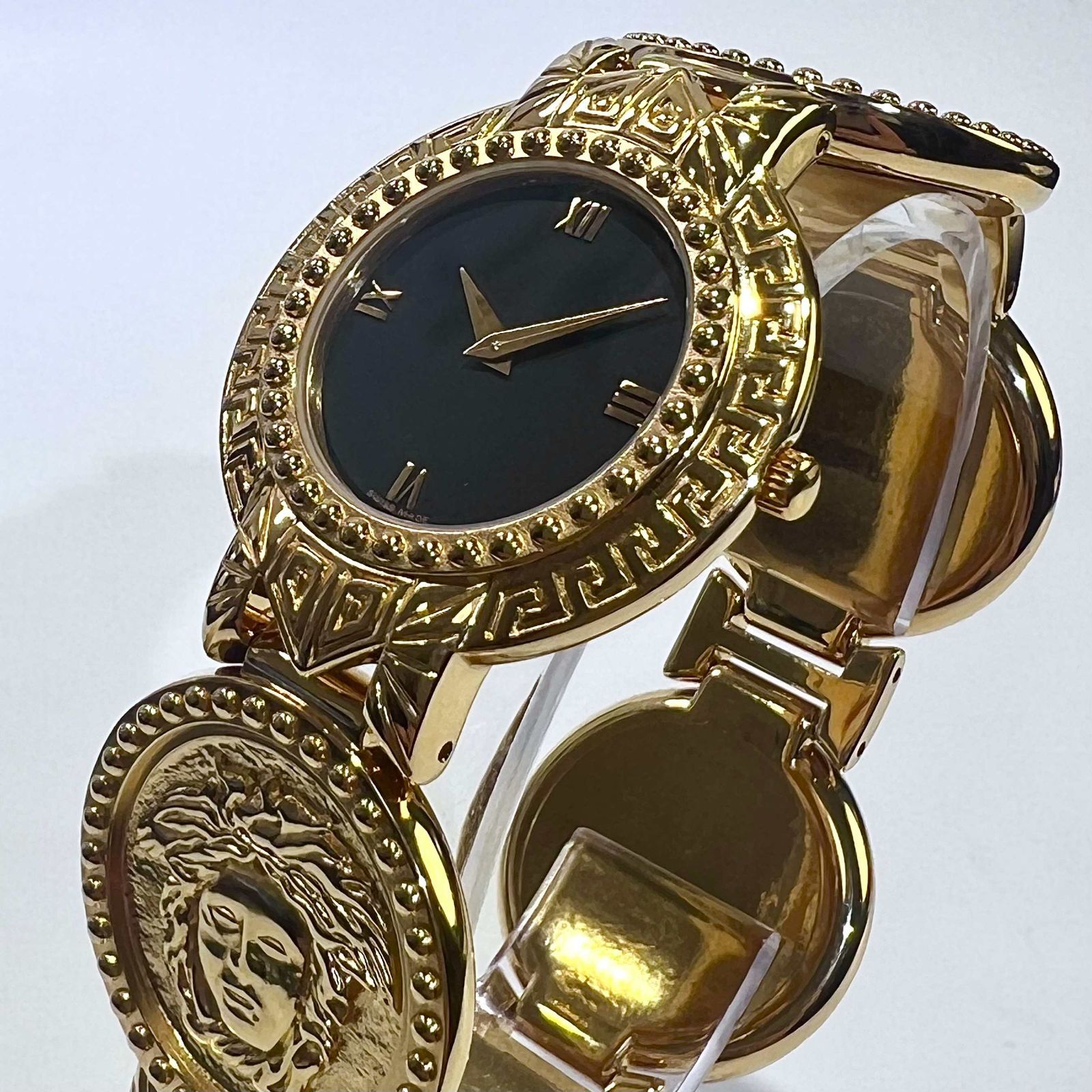 GIANNI VERSACE ジャンニ ヴェルサーチ メデューサ 黒文字盤 コイン 