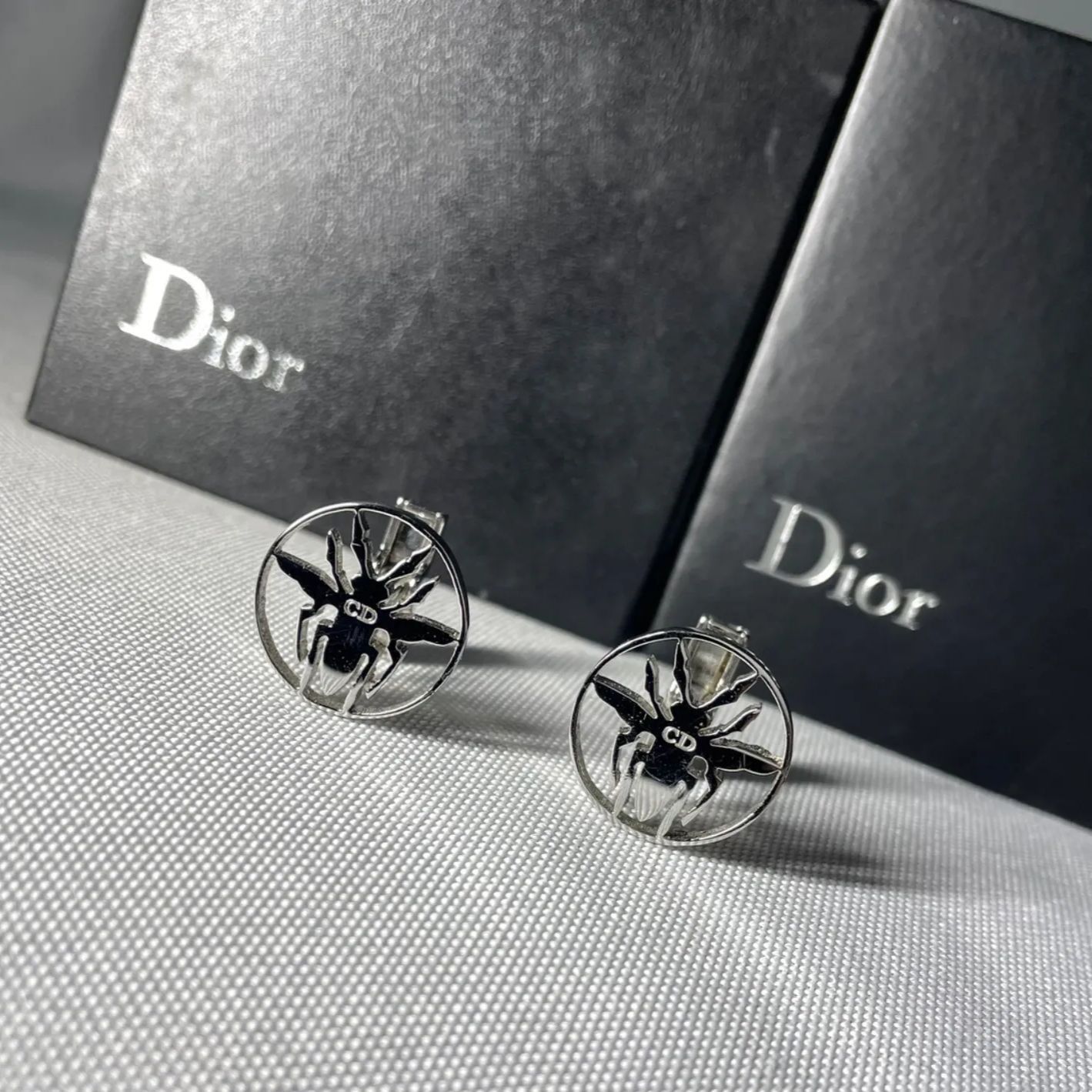 美品 希少 Dior Homme ディオールオム CDロゴ ビーデザインカフス