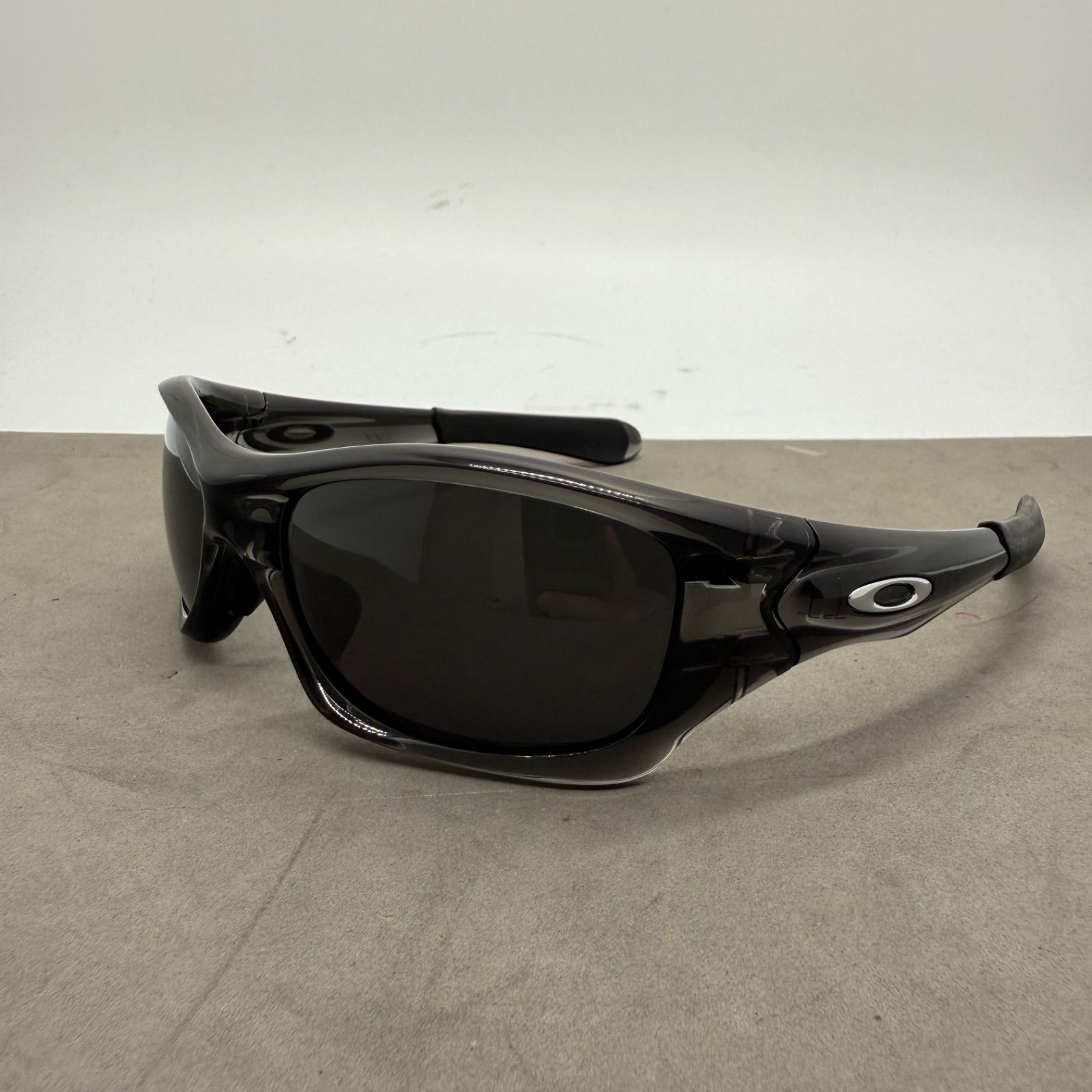OAKLEY tech archive PITBULL black sunglasses OO9161-12 オークリー