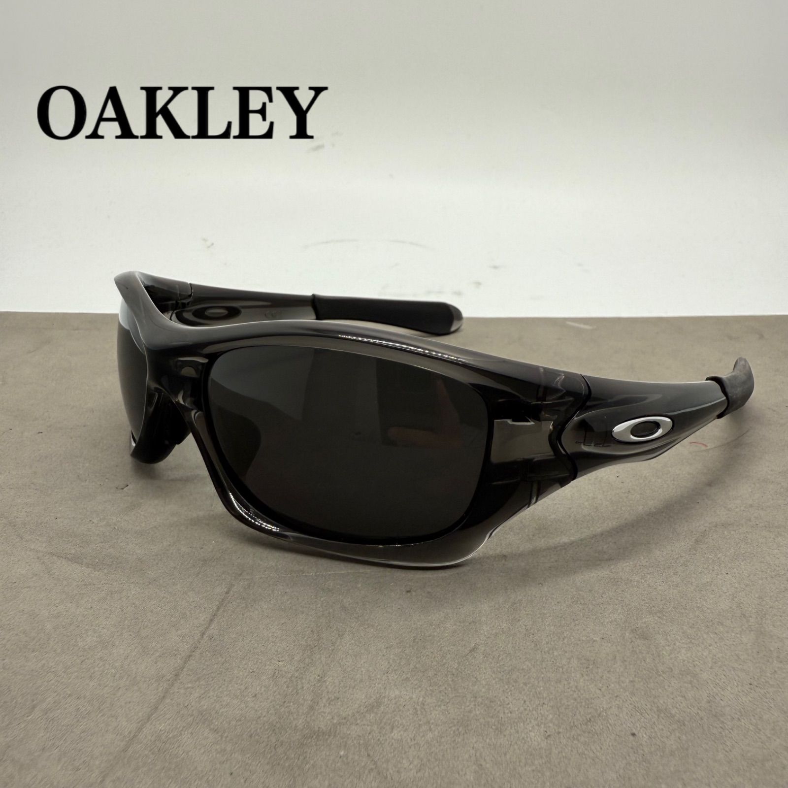 OAKLEY tech archive PITBULL black sunglasses OO9161-12 オークリー