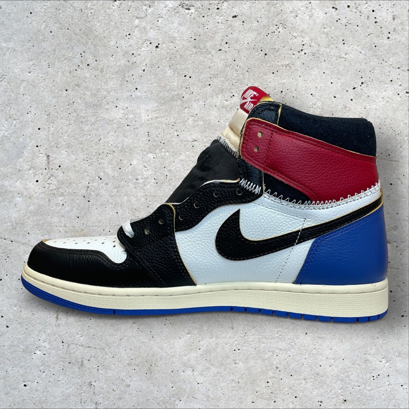 定価:29700円 fragment design × UNION Nike Air Jordan 1 High OG 