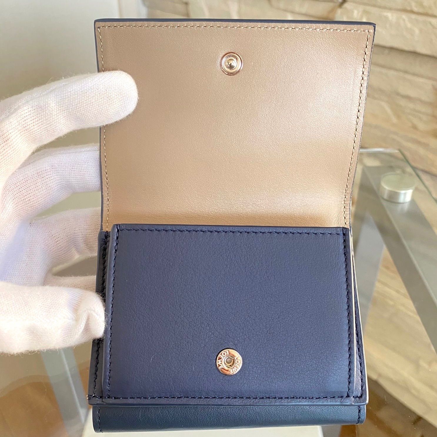 新品未使用 LOEWE(ロエベ) 三つ折り財布 Suna Fujita うさぎ - メルカリ