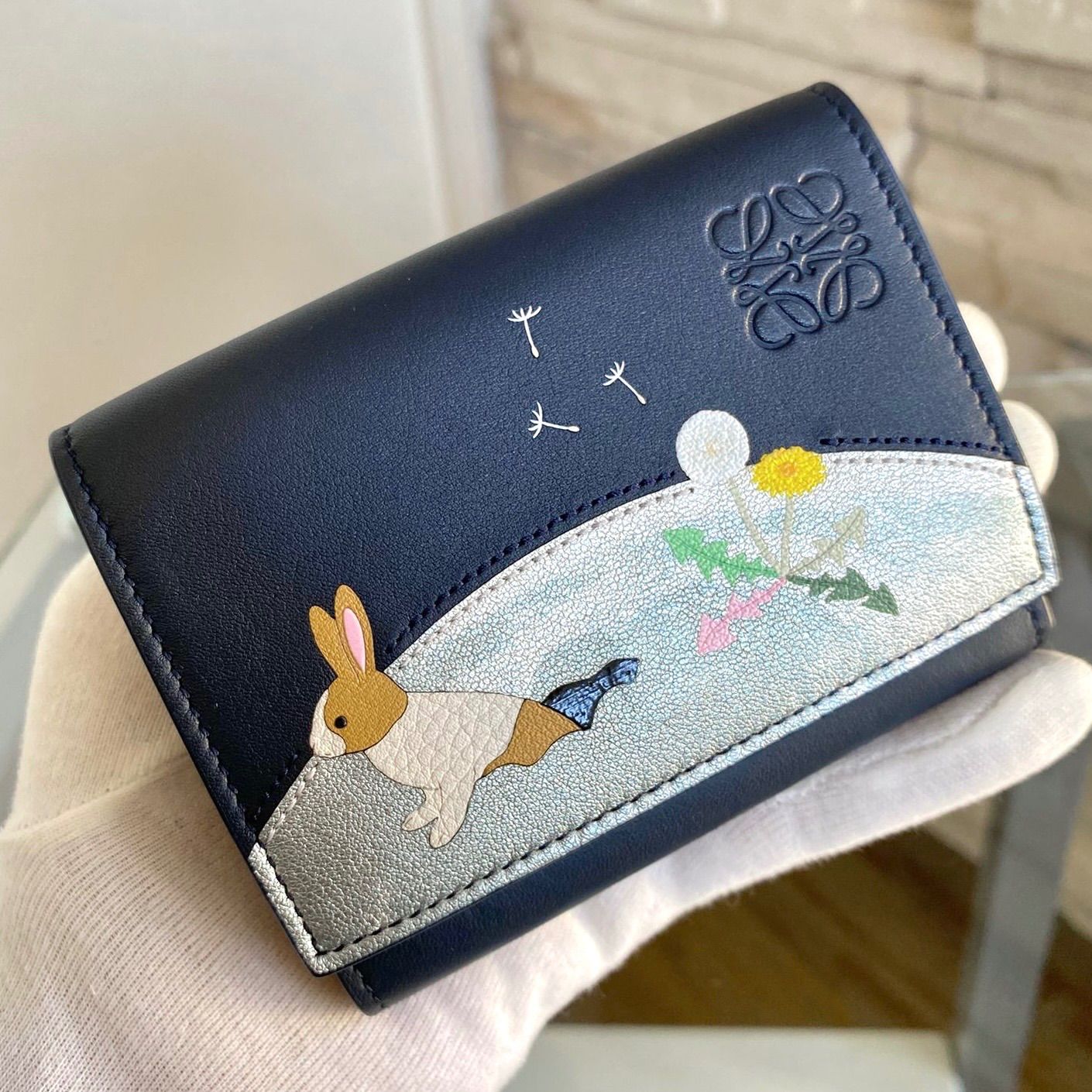 新品未使用 LOEWE(ロエベ) 三つ折り財布 Suna Fujita うさぎ - メルカリ