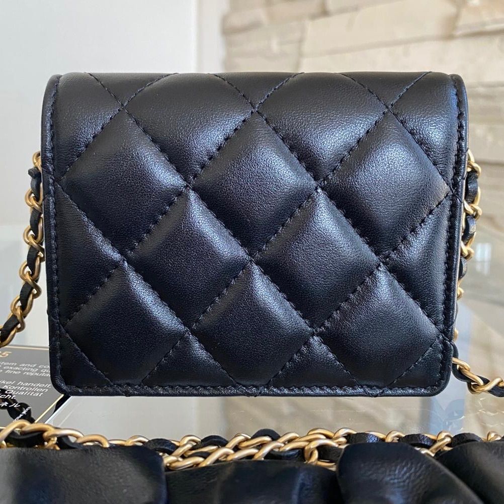 新品未使用 CHANEL(シャネル)チェーンウォレット - メルカリ
