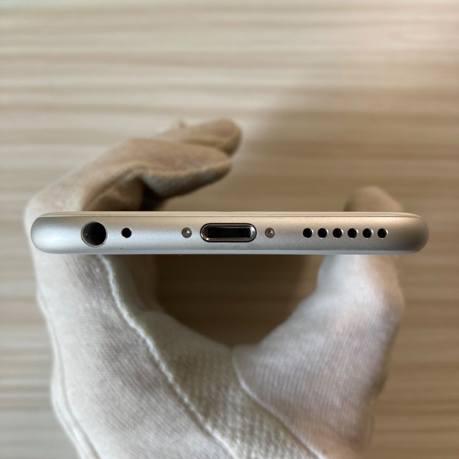 iPhone6 16GB Silver Softbank 準美品 バッテリー96% - メルカリ
