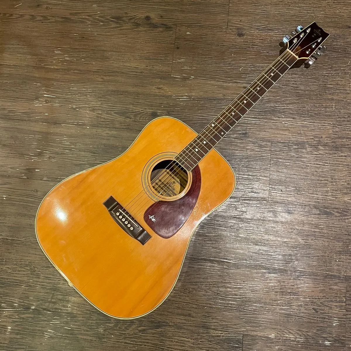 タケハルギター (お取引完了しました) 先日、エレキギターを購入いたしましたことを、ご報告させていただき