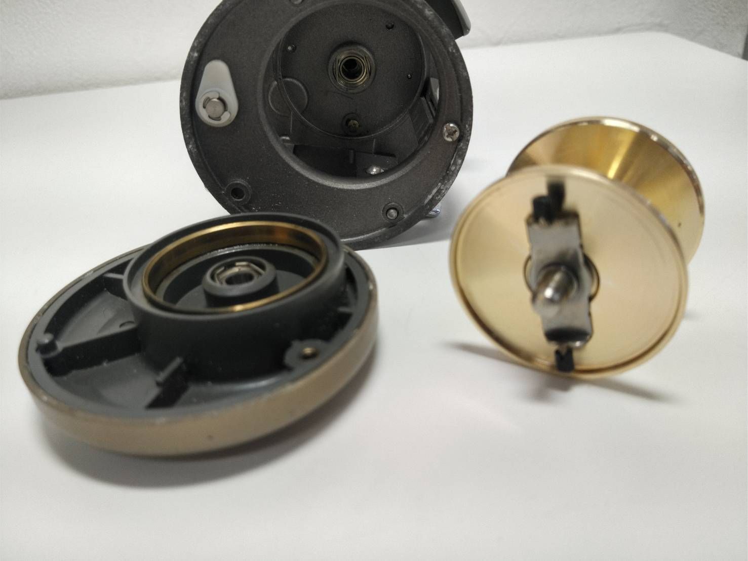 ZEBCO ゼブコ QUANTUM クァンタム IRON IR3 バス