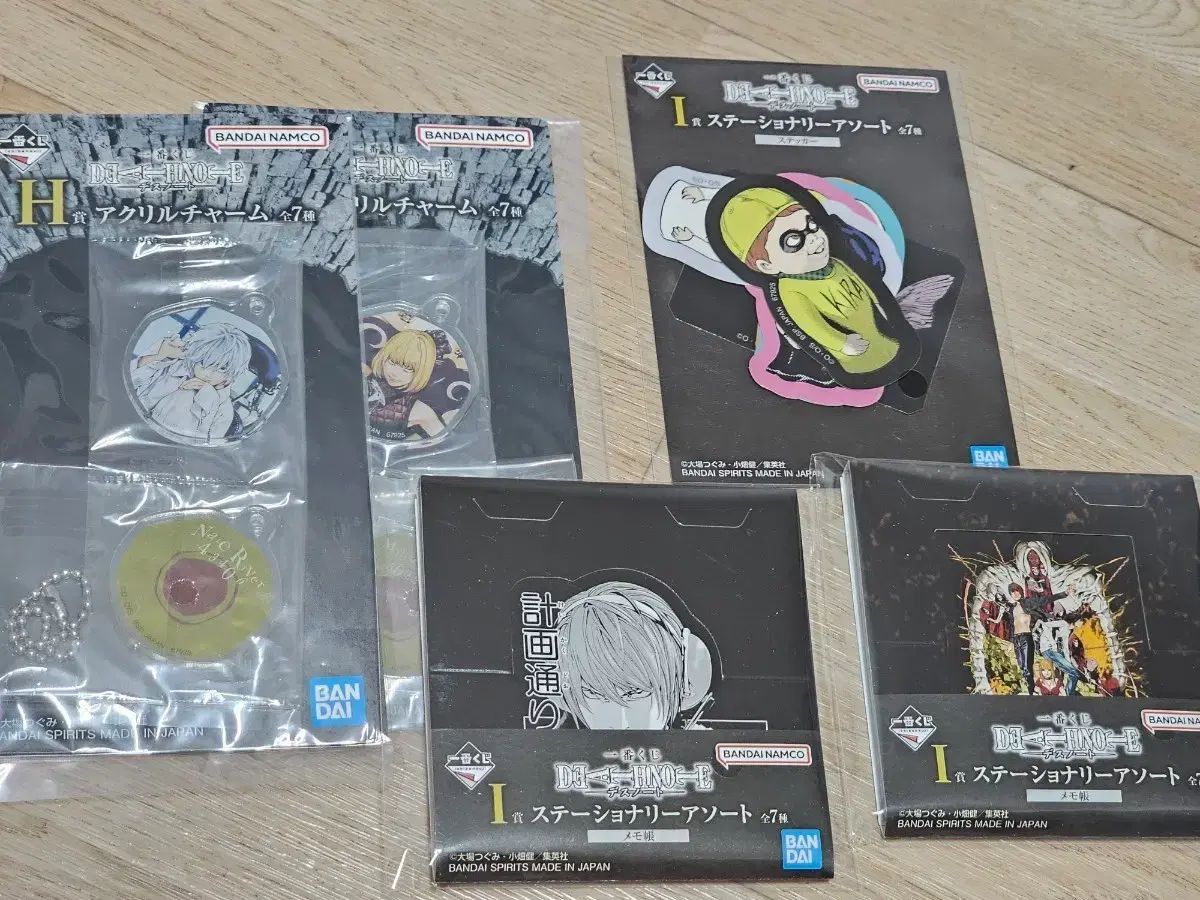 DEATH NOTE(デスノート) 一番くじ i賞 メモ帳 2種 + ステッカー + h賞 2種 まとめ - メルカリ