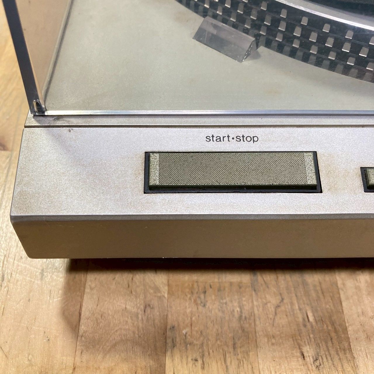 動作品 Technics テクニクス ターンテーブル SL-D303 Technics ターンテーブル SL-D303 - メルカリ