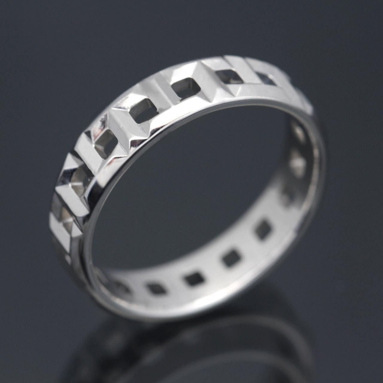 美品 ティファニー TIFFANY＆CO．Tトゥルー ワイド 750WG リング WG 