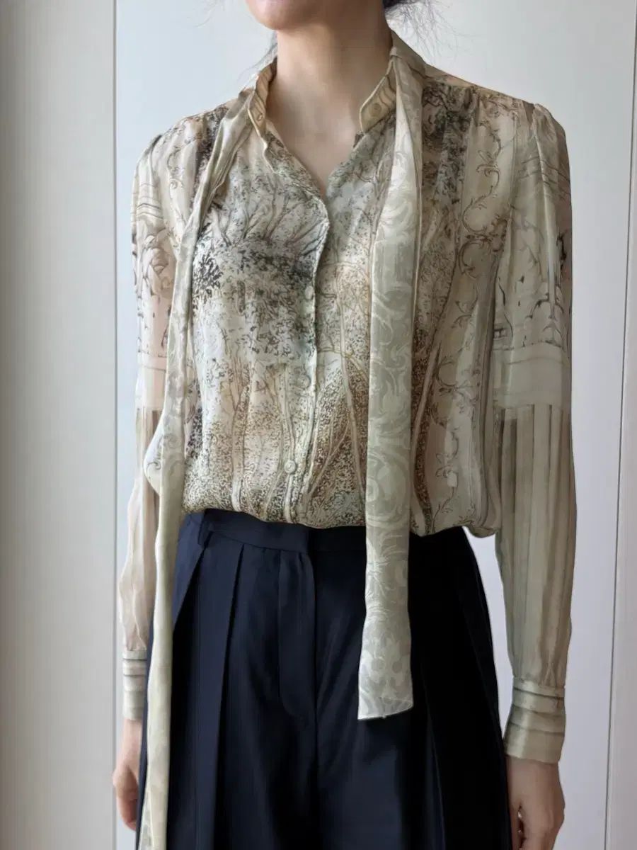 アルベルタ フェレッティ ブラウス PHILOSOPHY DI ALBERTA FERRETTI