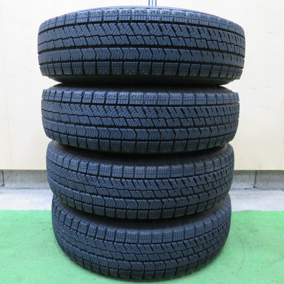 バリ溝！23年！9分☆トヨタ パッソ ヴィッツ 等 純正 スチール 155 