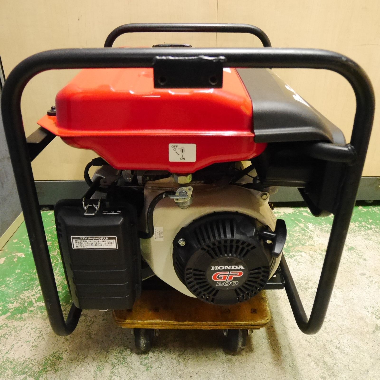 送料無料] ☆DAISHIN ダイシン エンジン 発電 機 CBM2600 単相 100V 