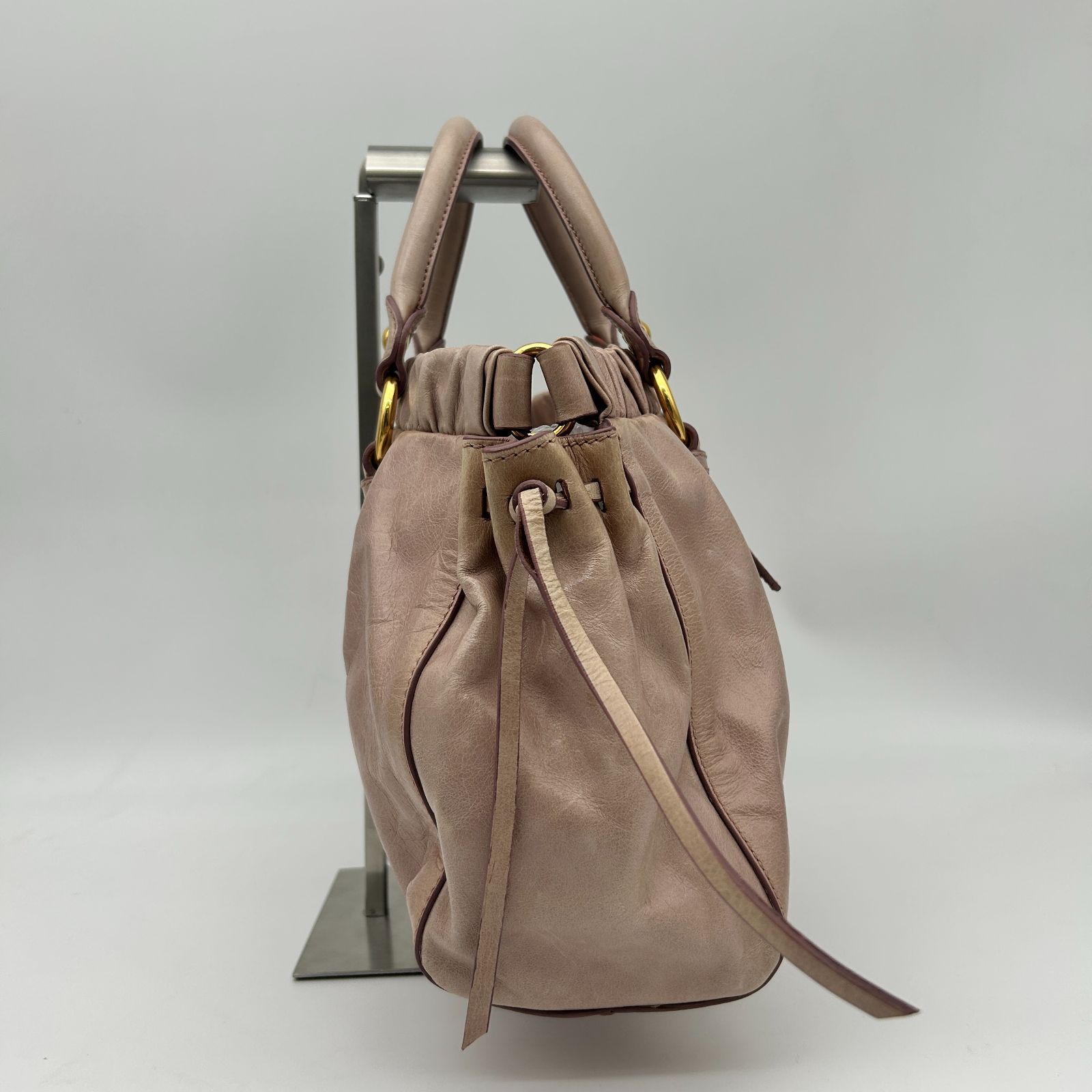 Miu Miu （ミュウ ミュウ） ハンドバッグ トートバッグ 2WAY