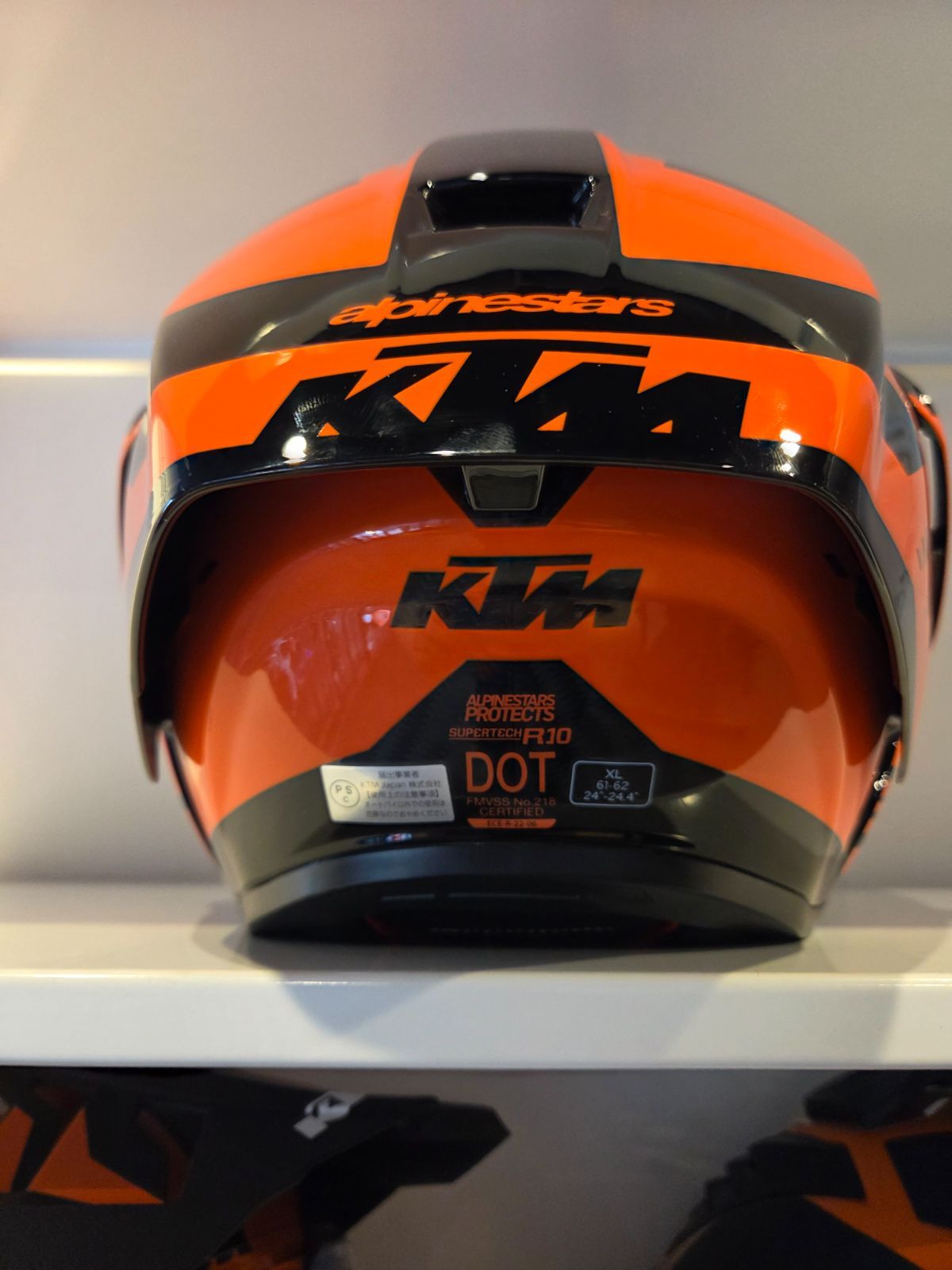 KTM SUPERTECH R10 CARBON HELMET XL/61 入荷しました！ ヘルメット