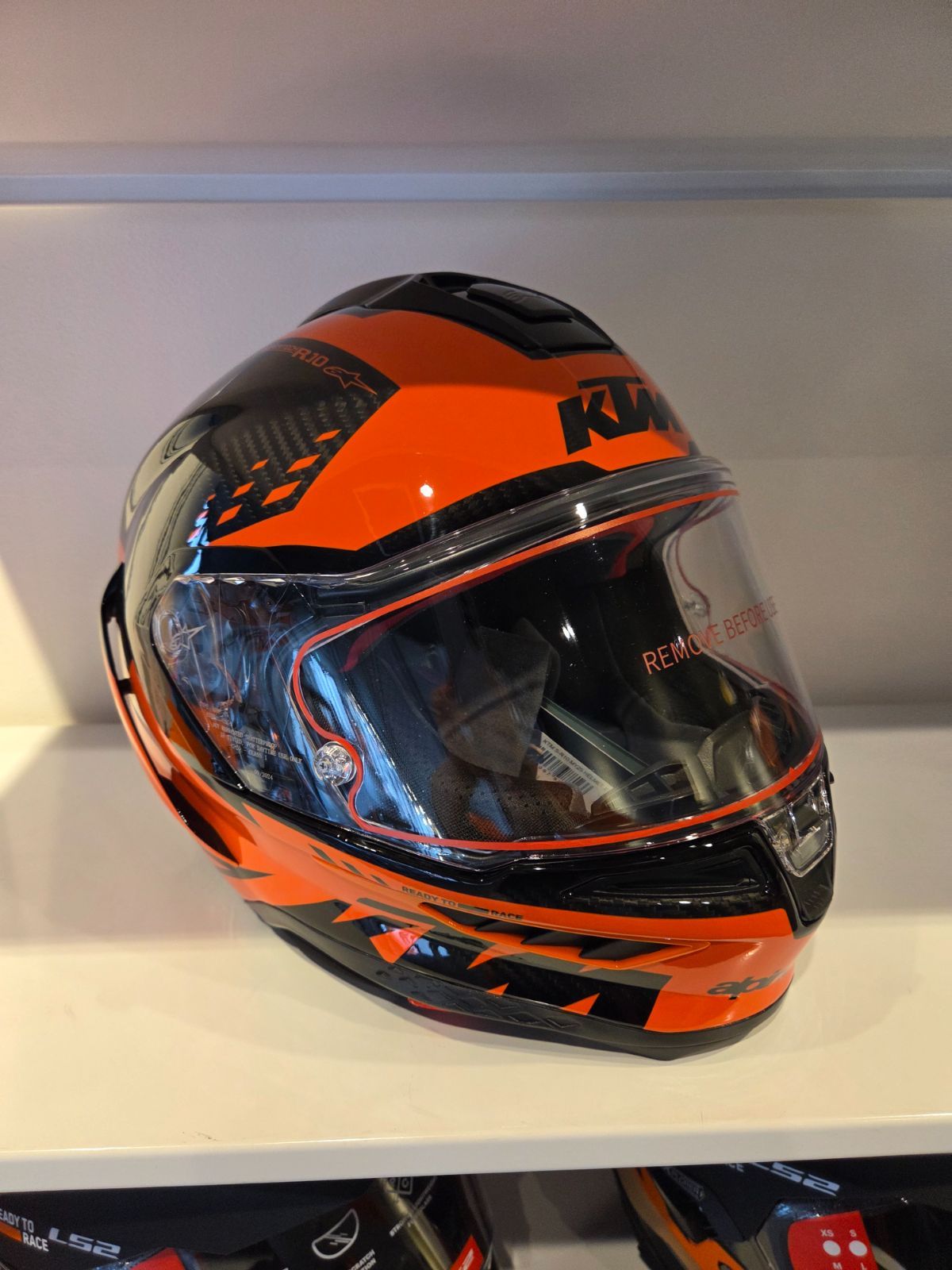 KTM SUPERTECH R10 CARBON HELMET XL/61 入荷しました！ ヘルメット 