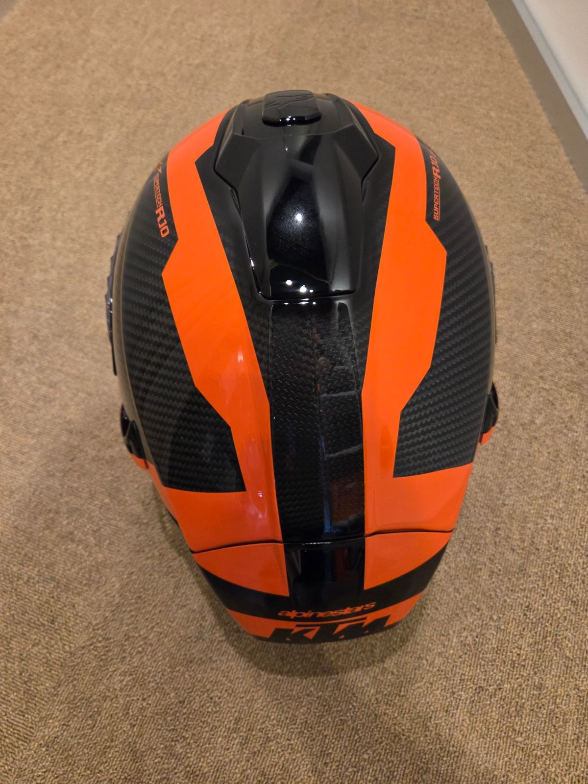 KTM SUPERTECH R10 CARBON HELMET XL/61 入荷しました！ ヘルメット 