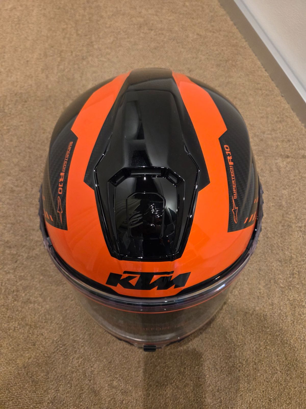 KTM SUPERTECH R10 CARBON HELMET XL/61 入荷しました！ ヘルメット 