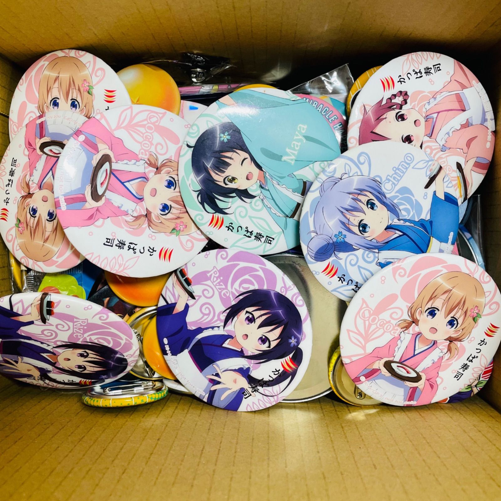 アニメグッズ 缶バッジ等 大量まとめ売り 60サイズ - メルカリ