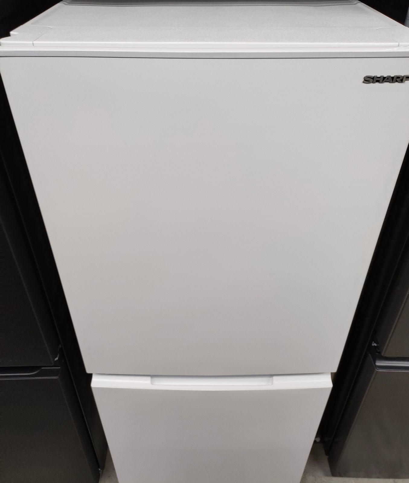 ☆SHARP 冷蔵庫 152L 2023年製 SJ-D15J-W - メルカリ