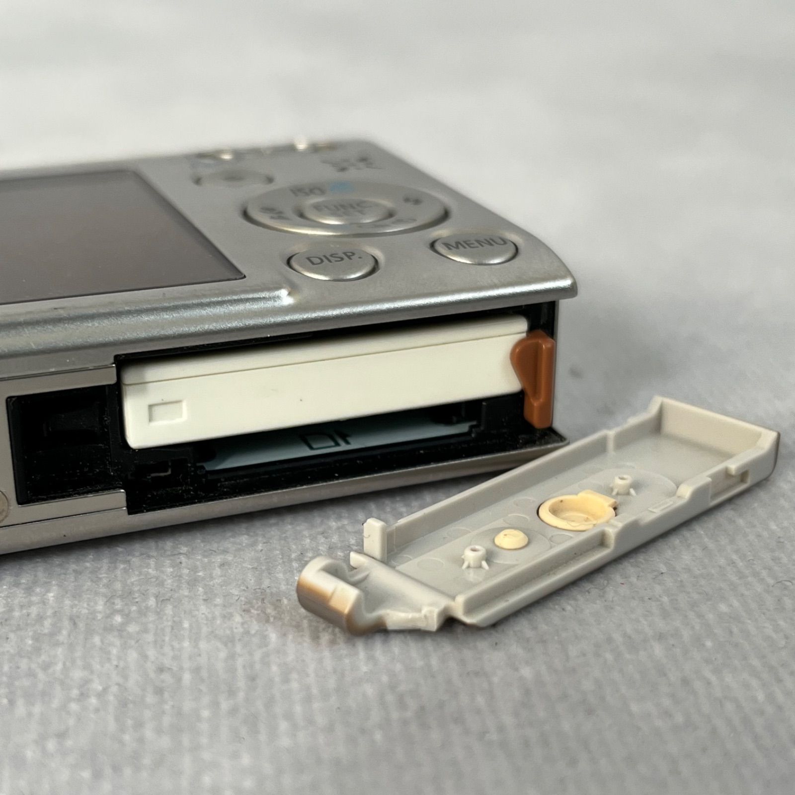 管2603-109】CANON キヤノン IXY DIGITAL 25 IS シルバー コンパクト 