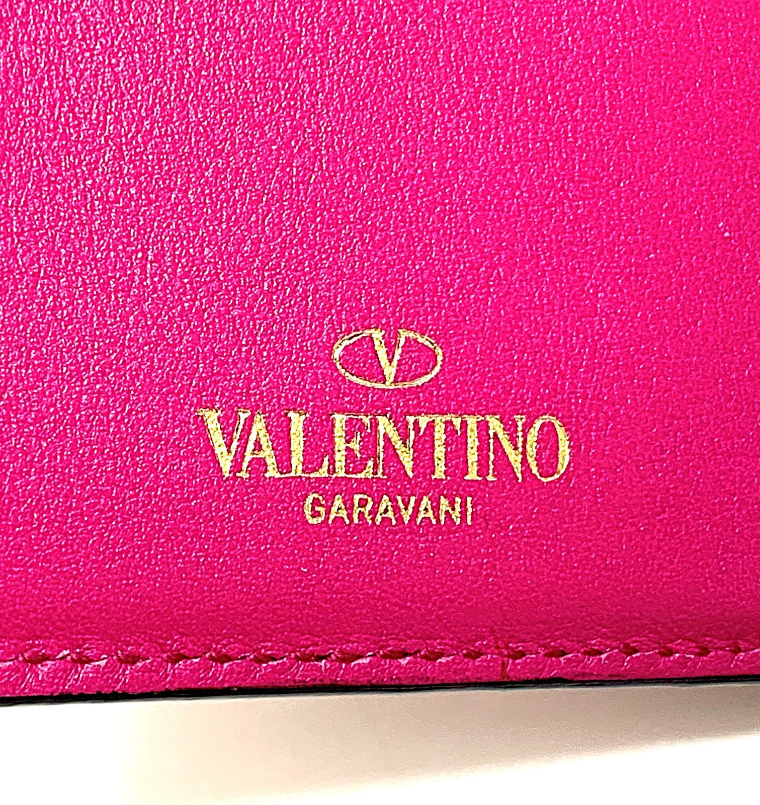 値下げ❗️VALENTINO ヴァレンティノ 三つ折り財布 ピンク レザー 