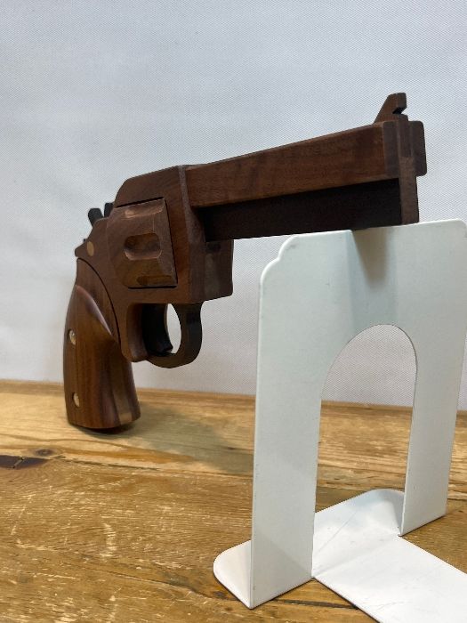 ゴム銃 GRASP コルトパイソン357 木製 ウオルナット材 ピストル ササキ