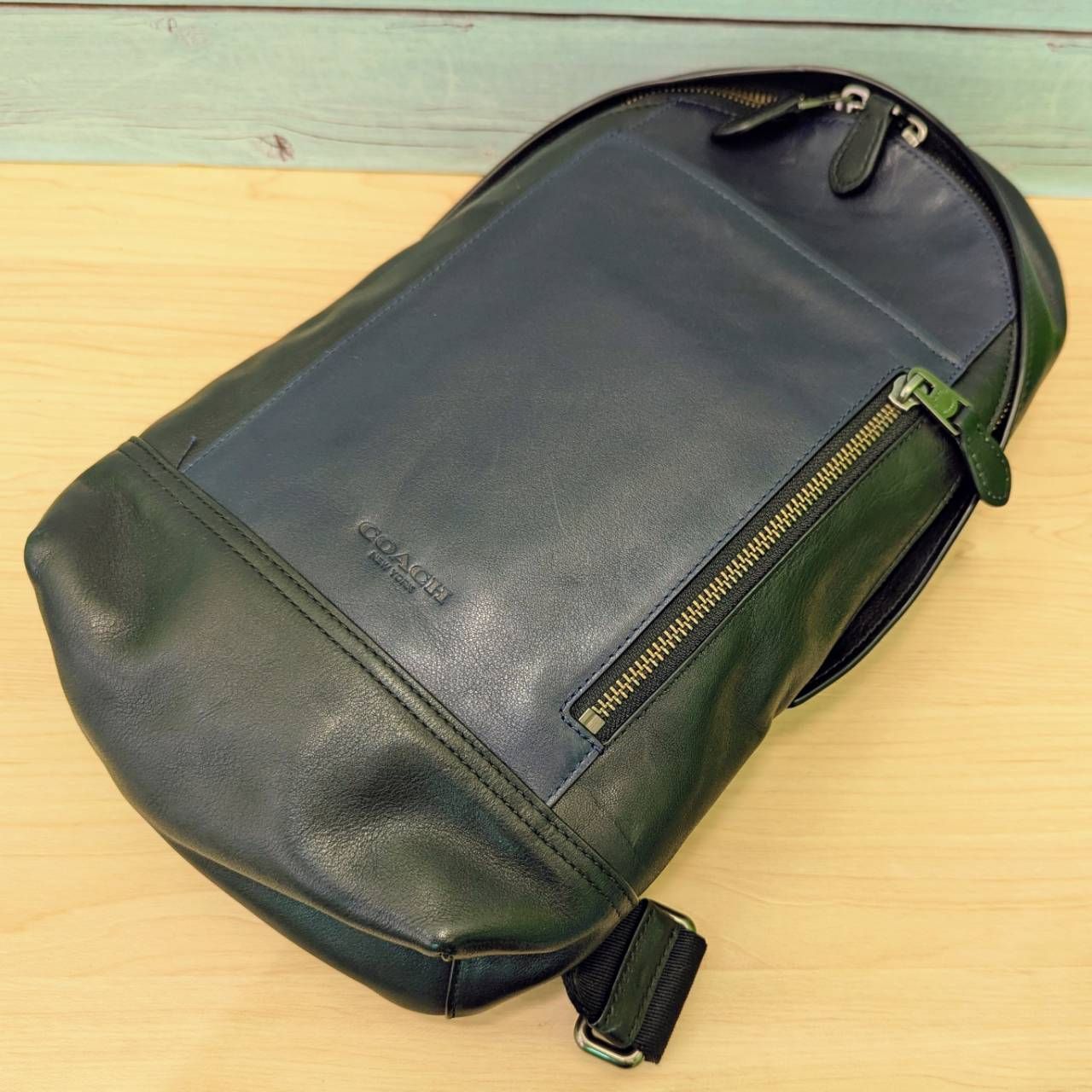 豊】COACH 鞄 コーチ メンズ ボディバッグ オールレザー 本革 ネイビー 