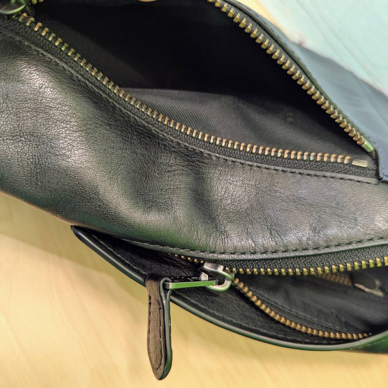豊】COACH 鞄 コーチ メンズ ボディバッグ オールレザー 本革 ネイビー 