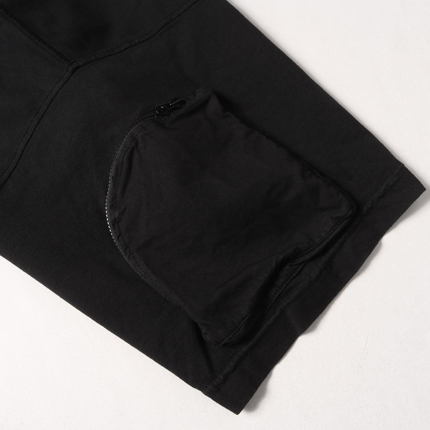 美品】STONE ISLAND ストーンアイランド Tシャツ ブラック 黒 サイズ 