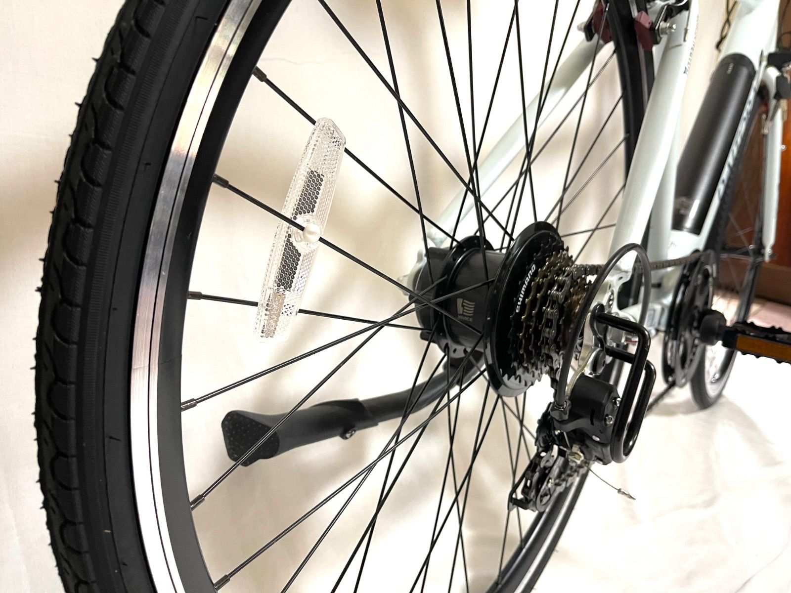 0191【動作確認済】送料無料BUILTIN電動アシスト自転車 低走行距離6km
