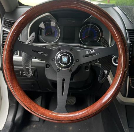 本日限定 レトロ ステアリングホイール 新作◇NARDI◇レトロ 改造 ステアリング スポーツステアリングホイール