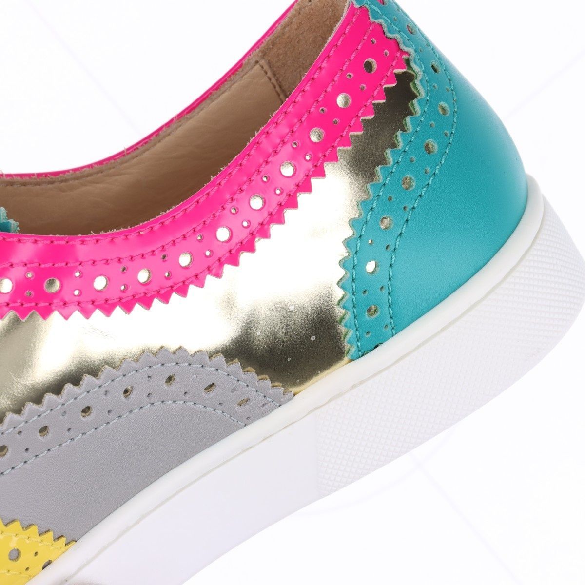 Christian Louboutin クリスチャンルブタン GOLFITO FLAT PATENT/CALF 