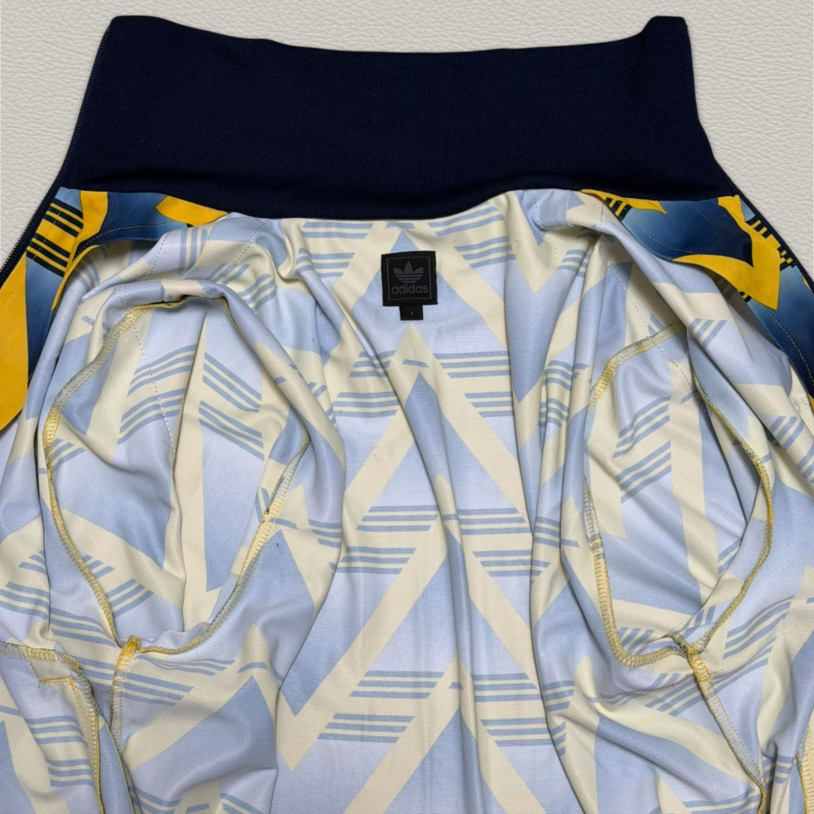 adidas トラックジャケット S アディダス ジャージ 長袖 サッカー 