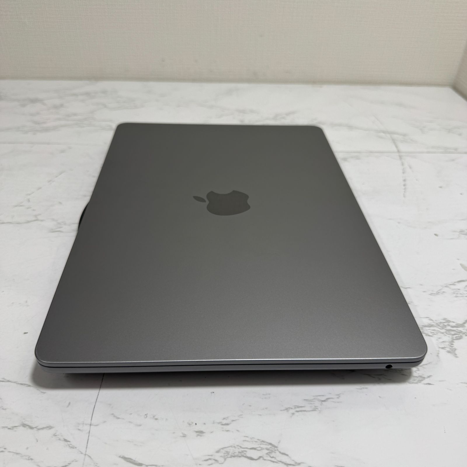 良品】MacBook Air M2 16GB 512GB 13