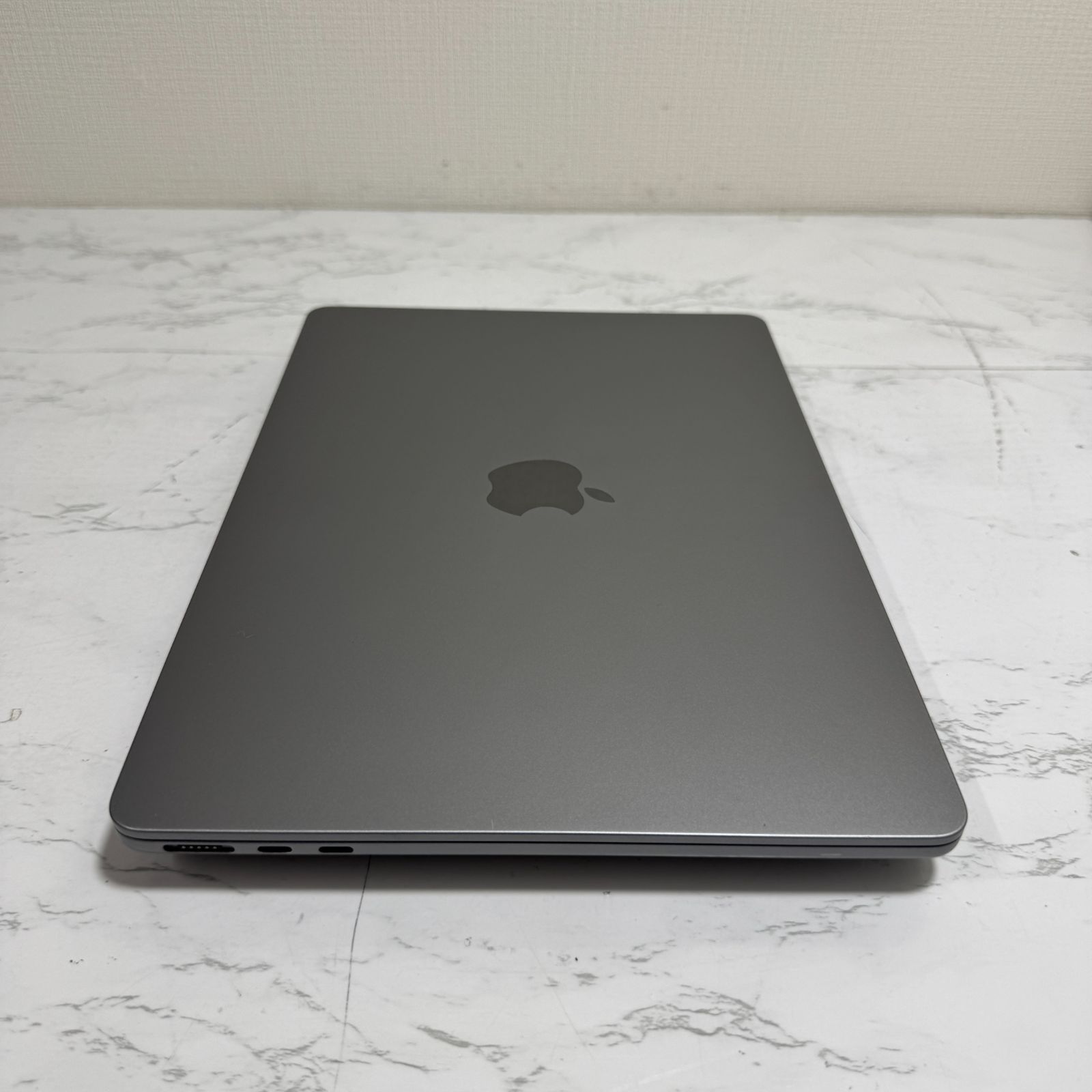良品】MacBook Air M2 16GB 512GB 13