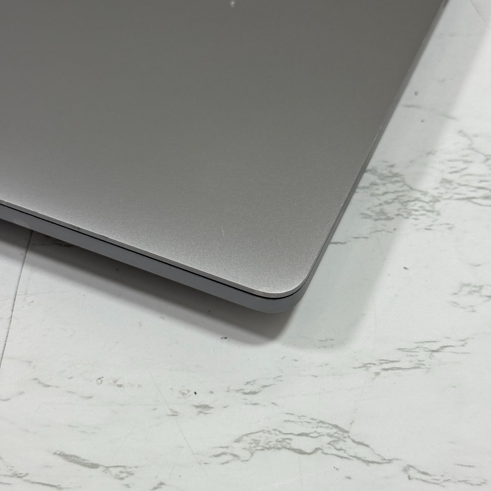 MacBook Pro 16