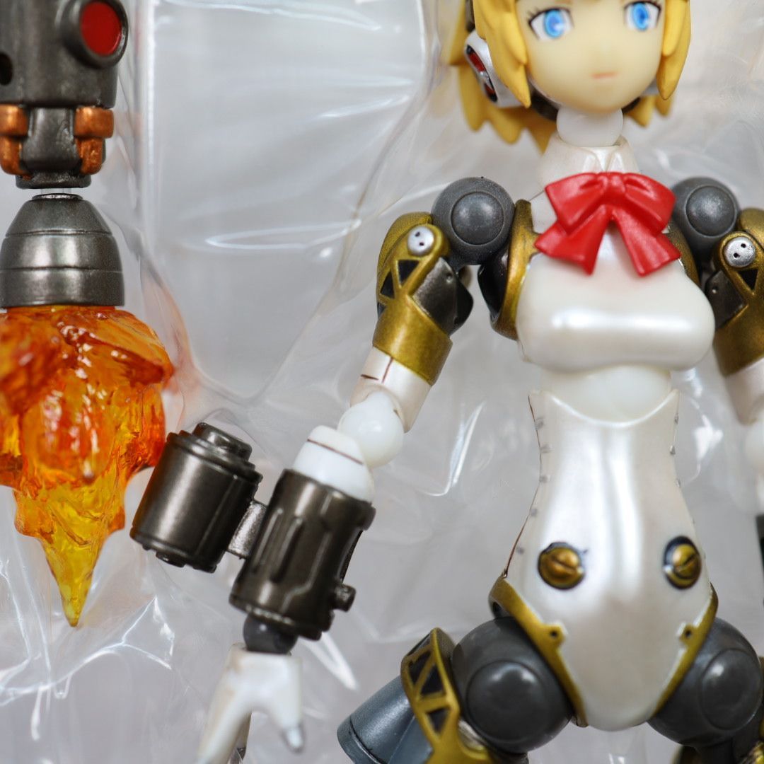 美術品・アンティーク・コレクション ペルソナ 次元可動 アイギス (Ver