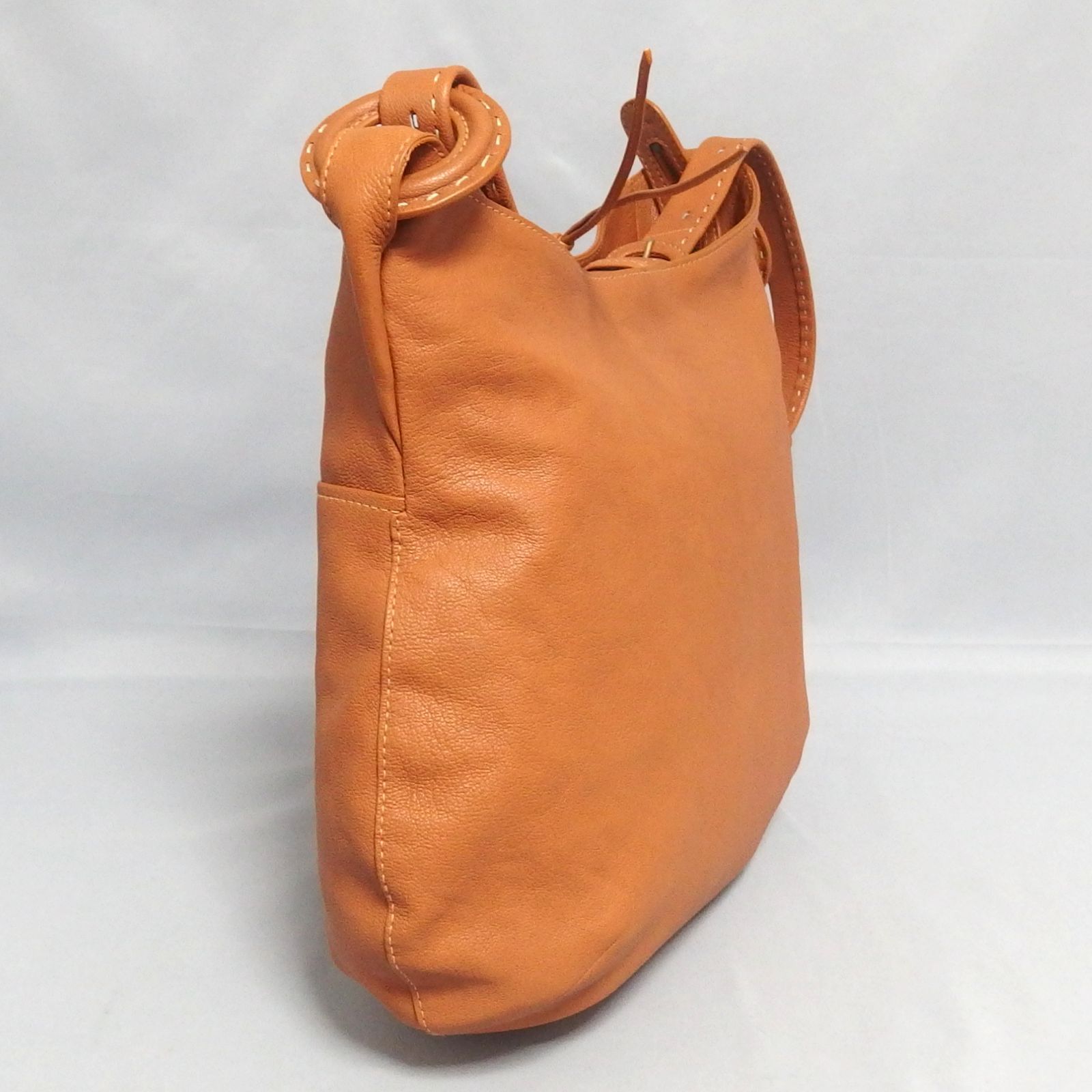 genten ゲンテン ムース　ショルダーバッグ レザー 美品☆genten ムース 2Way ショルダーバッグ キャメル 山羊革 ゴート