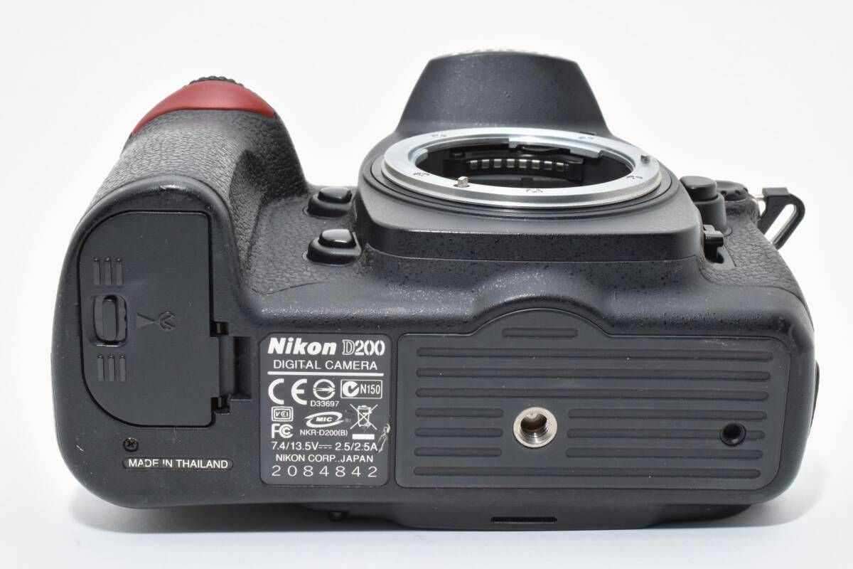 ☆良品☆《ショット数8,316回》Nikon D200 ボディ #1584L - メルカリ