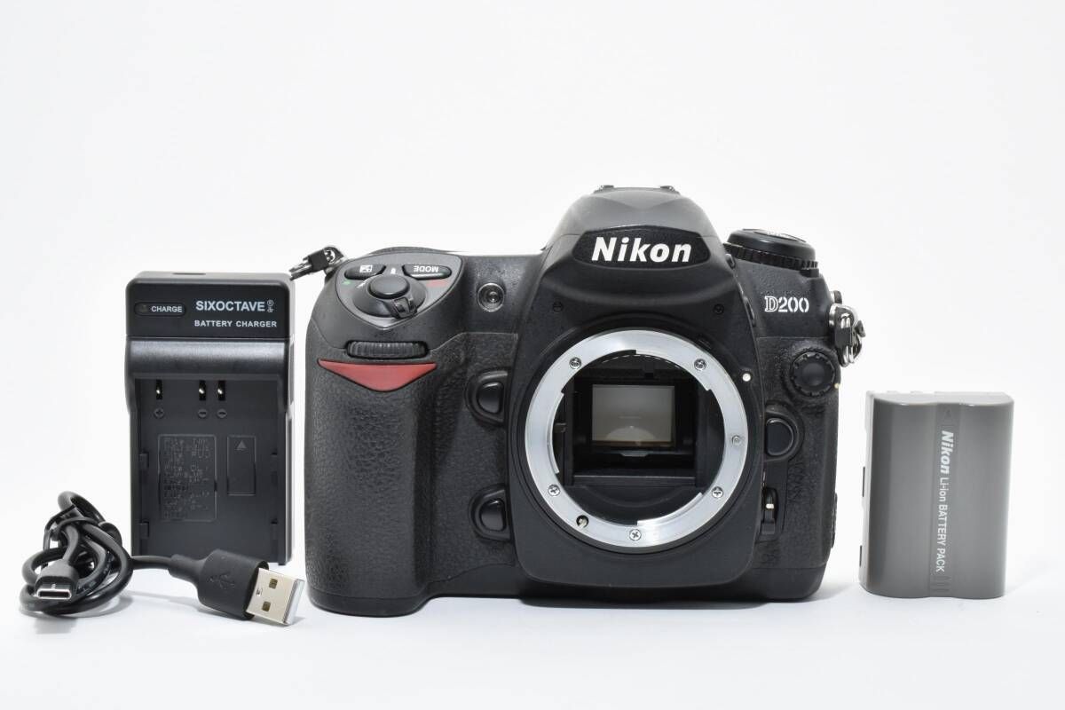 カメラ、光学機器 ＜良品＞ Nikon デジタル一眼レフカメラ D200 ボディ