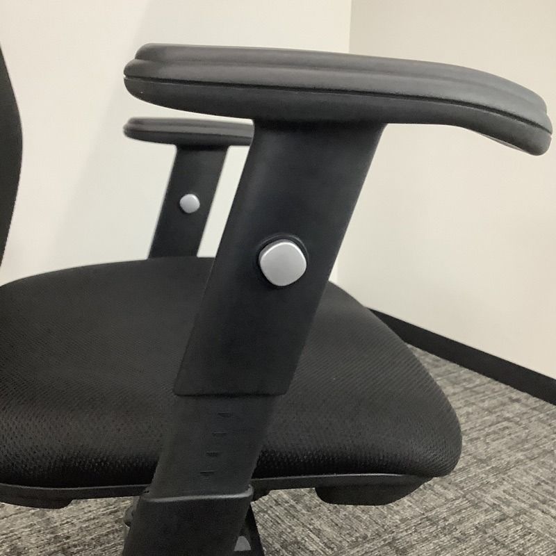 ヘッドレスト付き