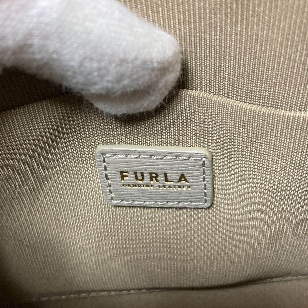 新品同様 FURLA フルラ パイパー レザー ショルダーバッグ グレージュ