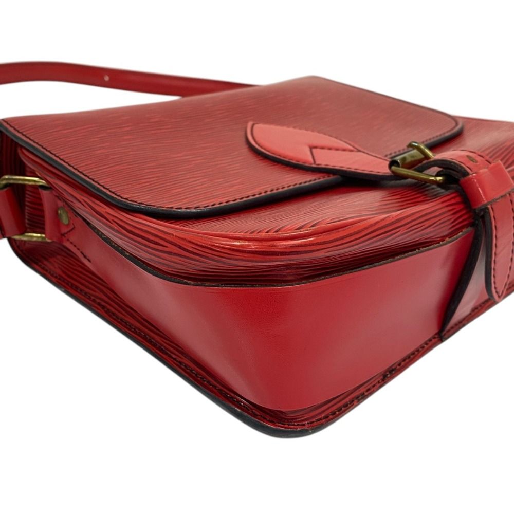 LOUIS VUITTON ルイヴィトン カルトシエール MM エピレザー ショルダーバッグ M52247 レッド レディース 古着 中古 USED LOUIS VUITTON ルイヴィトン カルトシエール MM エピレザー ショルダー