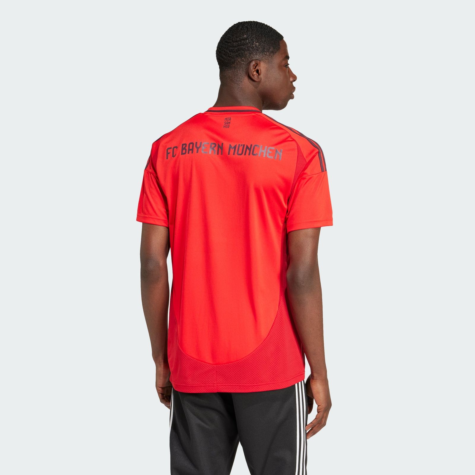 adidas FCバイエルン24ー25ホームユニフォーム [レッド] [M] 【公式通販】