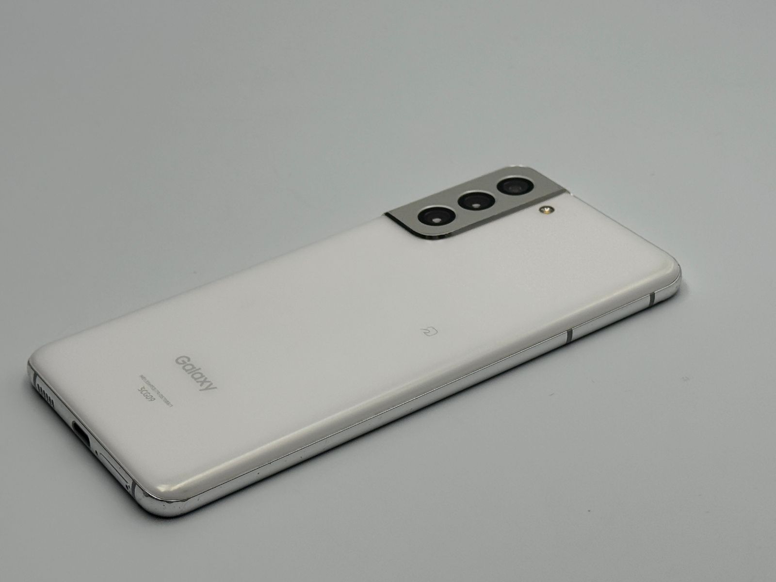 Galaxy S21 5G SCG09 256GB 白ロム SIMフリー - メルカリ