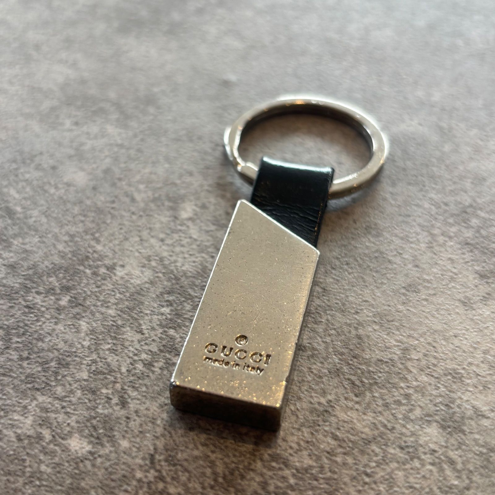 ☆GUCCI グッチ キーリング キーホルダー ブラック シルバー レザー 