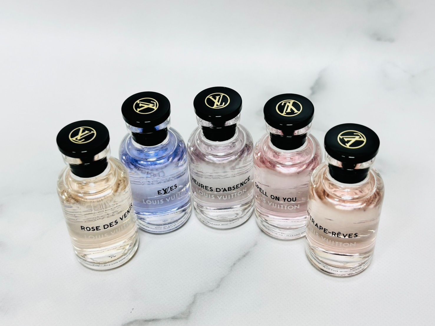 Louis Vuitton 香水　ミニチュアホリデー25セット ☆LOUIS VUITTON ルイヴィトン オードゥ パルファン ウィンター