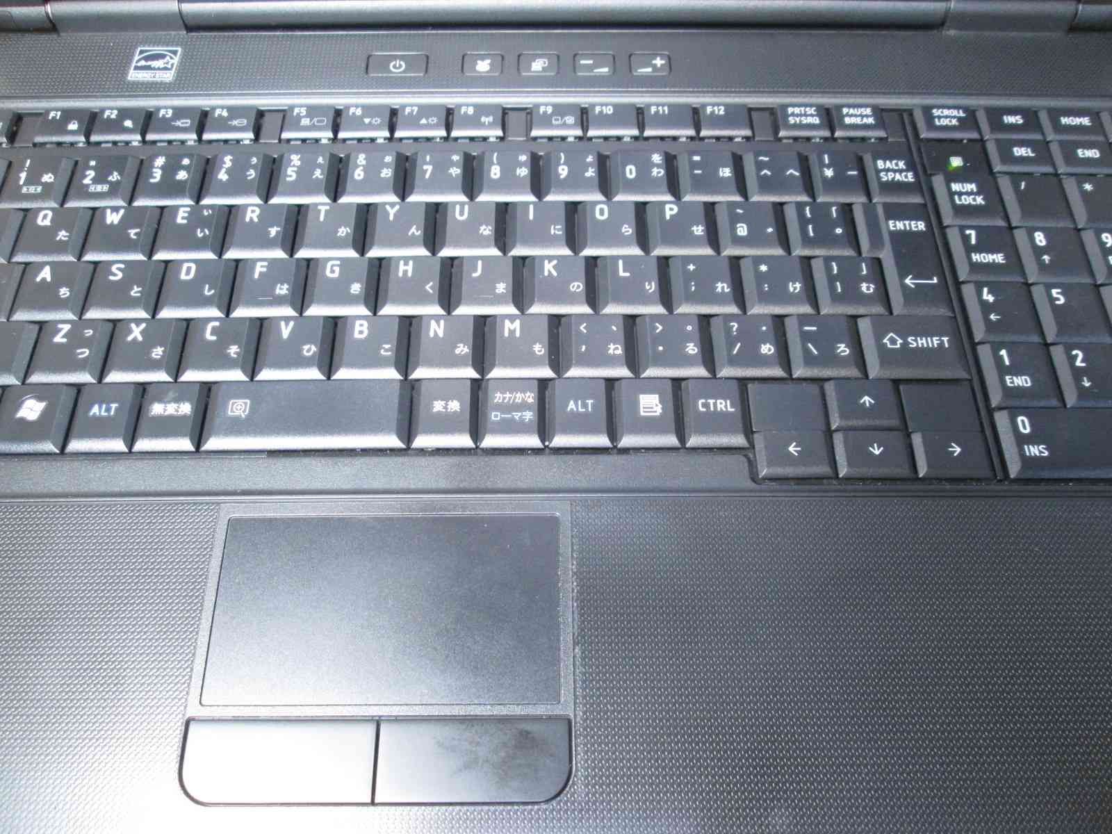 東芝 dynabook Satellite L35 220C/HD【Celeron 900 2.2GHz 